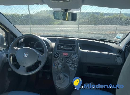 fiat-panda-12i-69-big-4