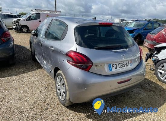 peugeot-208-15-hdi-100-big-1