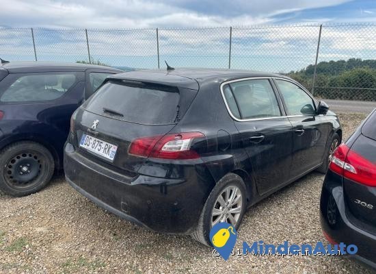 peugeot-308-12-puretech-130-big-3