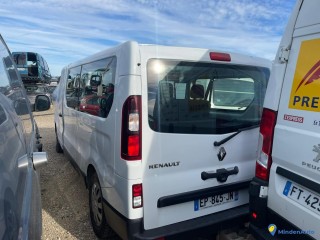 RENAULT Trafic III 1.6 DCi 125 9 Places
