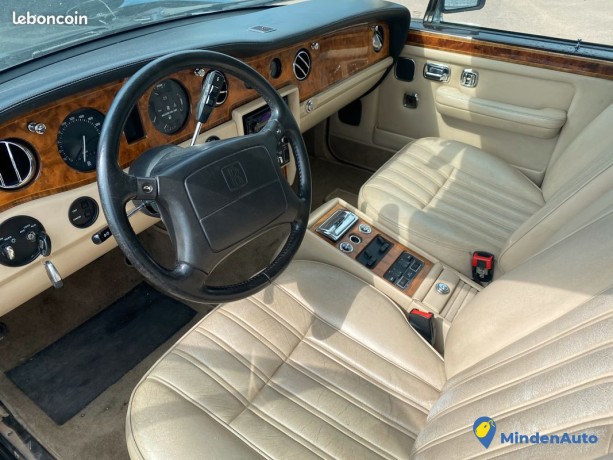 rolls-royce-silver-spirit-3-v8-225ch-de-1994-avec-163-510-kms-big-4