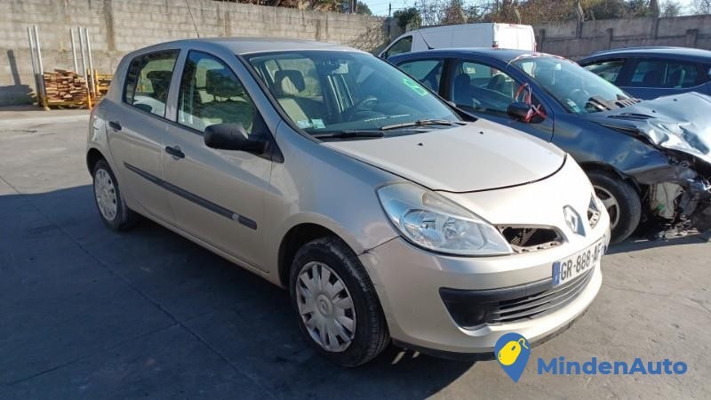 renault-clio-3-phase-1-big-0