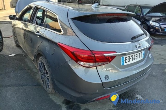 hyundai-i40-sw-17-crdi-141cv-ref-63567-big-0