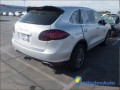 porsche-cayenne-s-hybrid-hybrid-279-kw-motor-30-ltr-245-kw-small-3