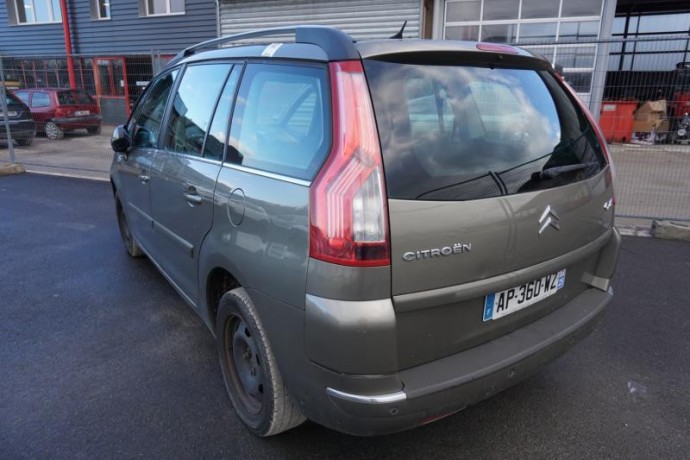 citroen-c4-grand-picasso-16hdi-110cv-big-2