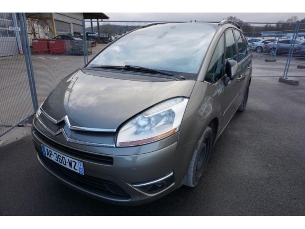 citroen-c4-grand-picasso-16hdi-110cv-big-3