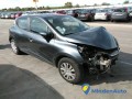 renault-clio-2-seats-small-2