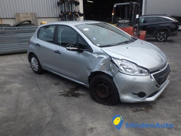 peugeot-208-10-access-68-vti-big-3