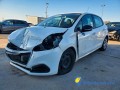 peugeot-208-like-12-puretech-70-small-2