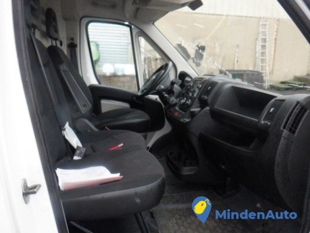 citroen-jumper-20-hdi-110-ch-business-big-4