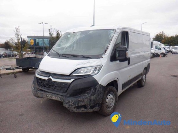 citroen-jumper-l1h1-22-bluehdi-120-ch-big-3