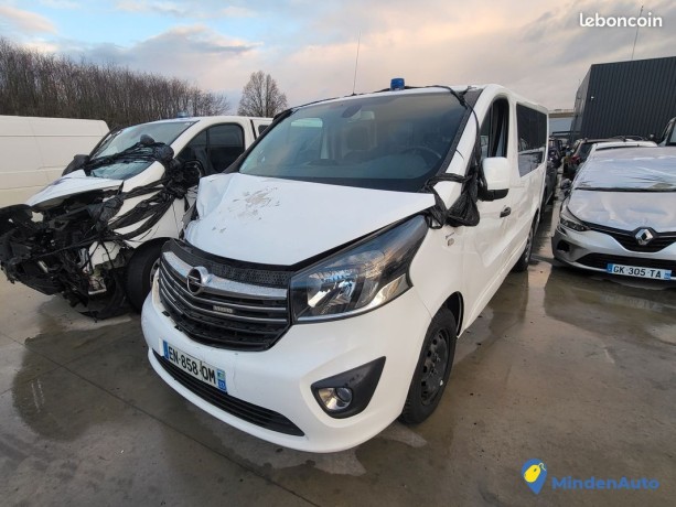 opel-vivaro-ambulance-16-cdti-120cv-accidentee-big-1