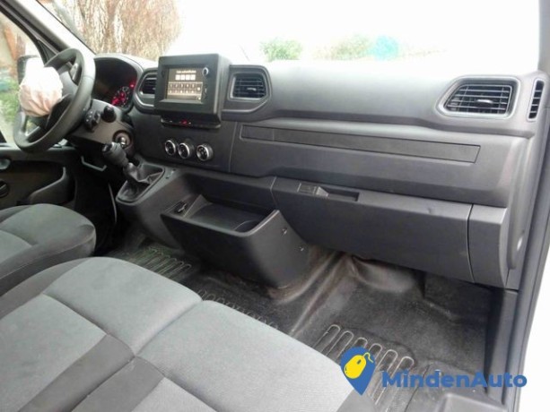 renault-master-23-dci-136-big-4