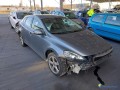 volvo-v40-d2-120-kinetic-gazole-small-2