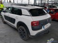 citroen-c4-cactus-12-vti-110-essence-small-0