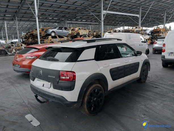 citroen-c4-cactus-12-vti-110-essence-big-1