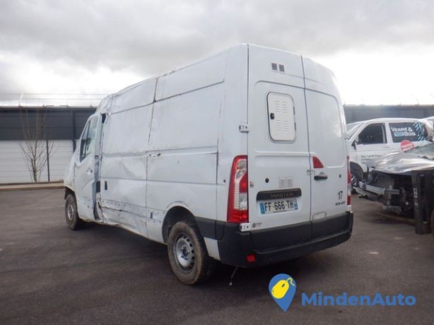 renault-master-23-dci-130ch-l2h2-big-0