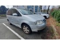 volkswagen-touran-1-small-1