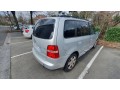 volkswagen-touran-1-small-0