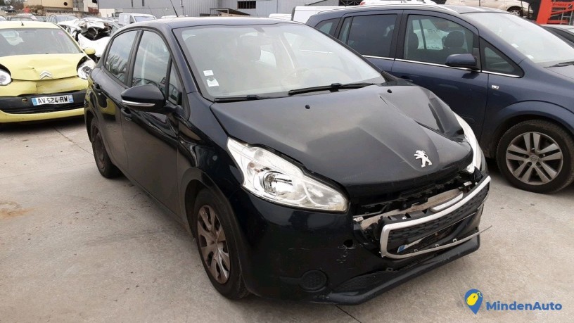 peugeot-208-cp-034-st-big-2