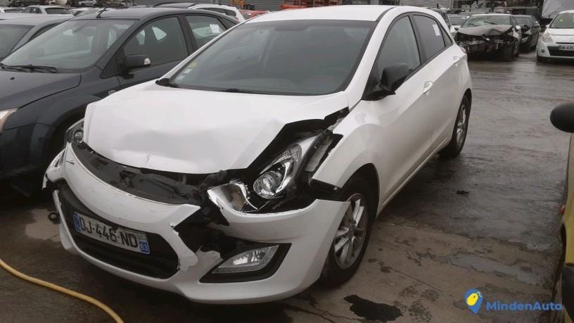 hyundai-i30-dj-446-nd-big-1