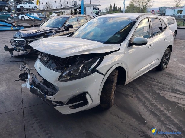 ford-kuga-iii-15-ecoblue-120-st-li-gazole-big-2