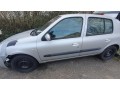 renault-clio-2-small-3