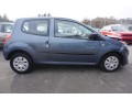 renault-twingo-2-small-14