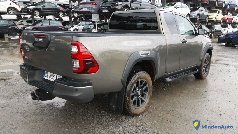 toyota-hilux-gr-806-kh-big-1