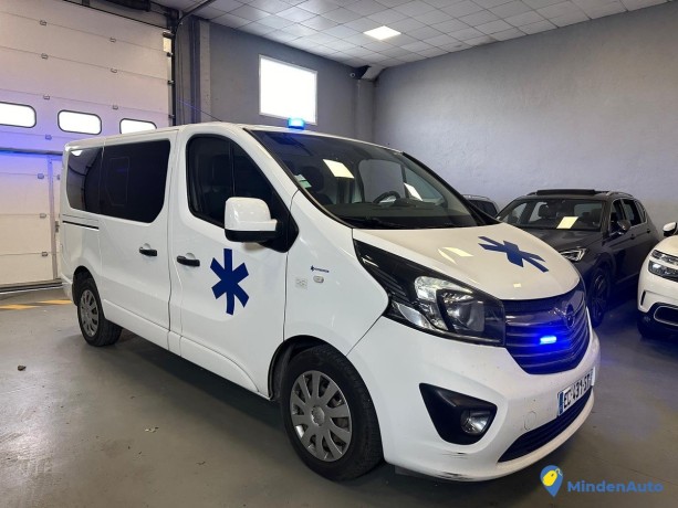 opel-vivaro-fg-16cdti-120cv-ambulance-de-2016-big-2