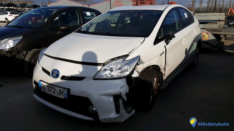 toyota-prius-cl-372-jh-big-3