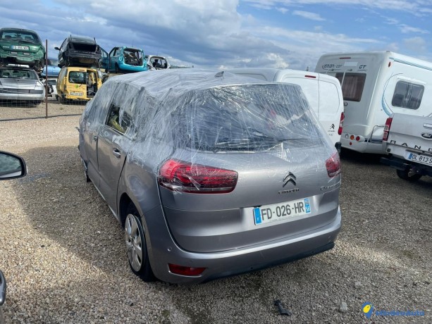 citroen-c4-spacetourer-12i-puretech-130-big-1