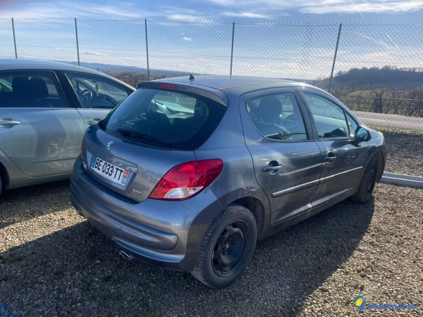 peugeot-207-16-hdi-92-big-3