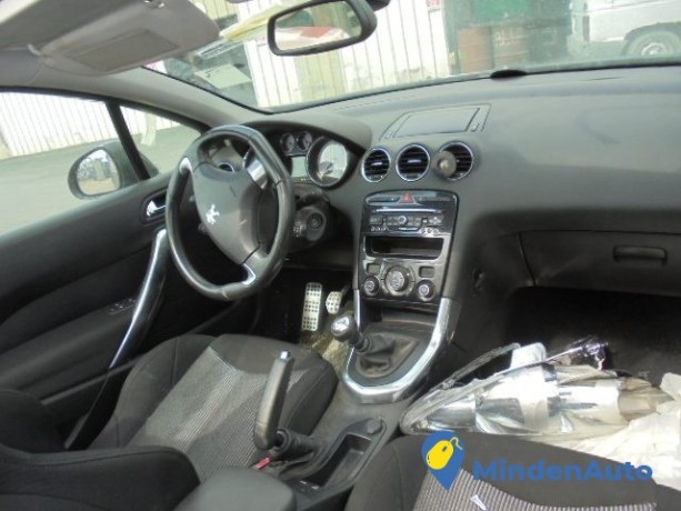 peugeot-308-cc-16-e-hdi-115-big-4