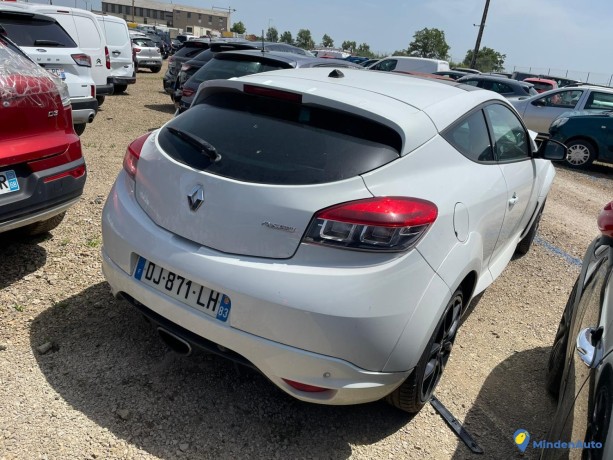 renault-megane-iii-rs-20t-265-big-1