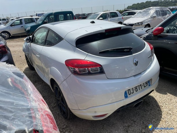 renault-megane-iii-rs-20t-265-big-0