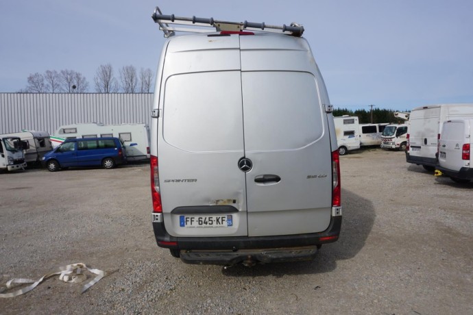 mercedes-sprinter-3-big-10