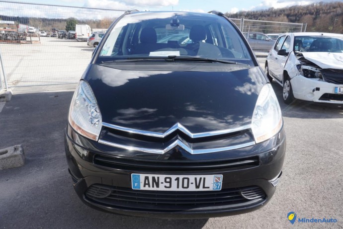 citroen-c4-grand-picasso-1-c4-grand-picasso-1-16-hdi-16v-turbo-big-2