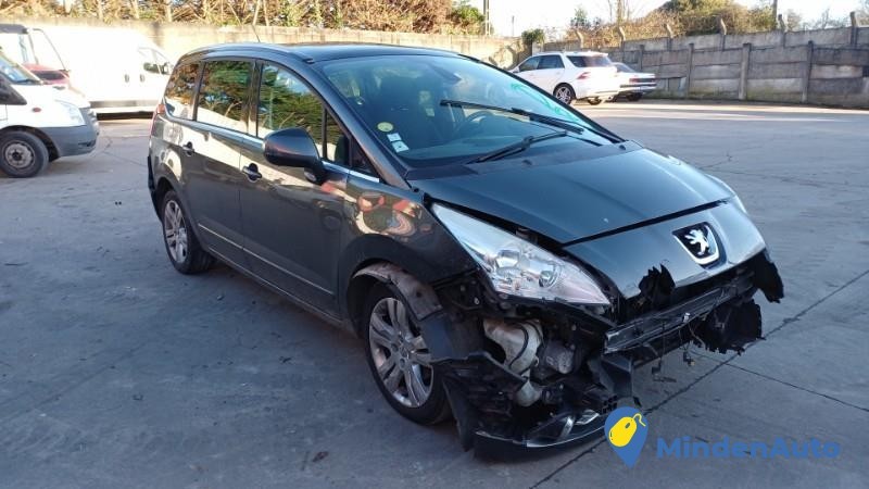 peugeot-5008-1-phase-1-12403746-big-2