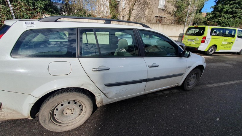 renault-megane-2-big-2