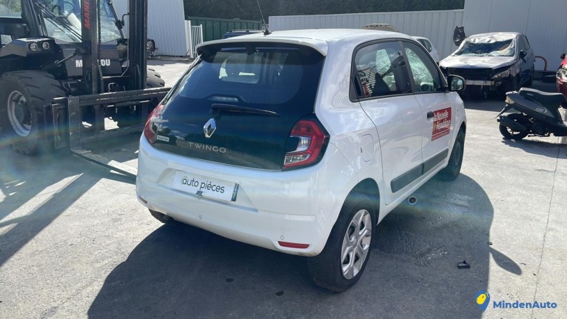 renault-twingo-3-phase-1-11950905-big-3