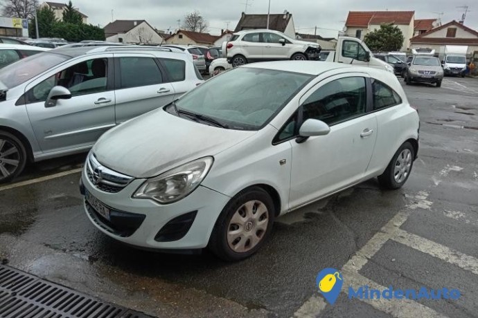 opel-corsa-10i-65cv-e9-big-2