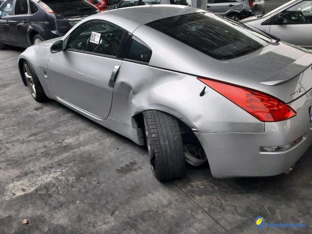 nissan-350z-coupe-35-v6-300-35th-ann-ref-314624-052006-big-2