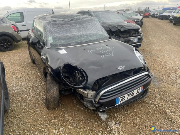 mini-cooper-15-dci-115-big-3