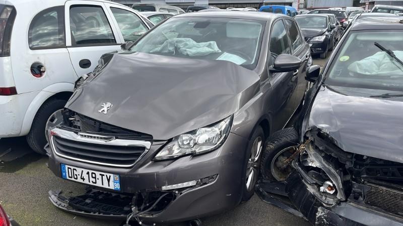 peugeot-308-2-big-13