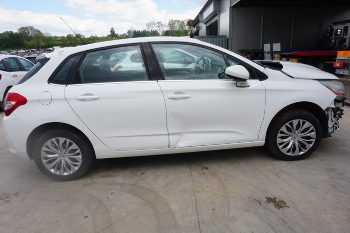 citroen-c4-2-big-12