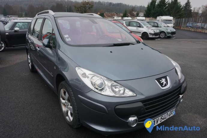 peugeot-307-307-phase-2-break-16-hdi-16v-turbo-big-0