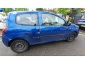 renault-twingo-2-small-4