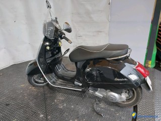 PIAGGIO VESPA 125 - ESSENCE