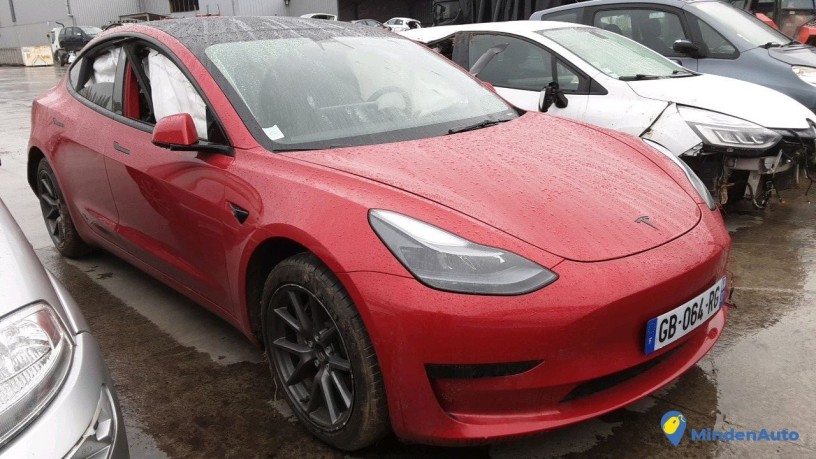 tesla-model-3-gb-064-rg-big-0